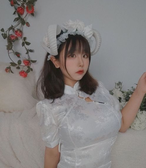 饥饿漂亮的女邻居3伦理_琪琪电影国产在线观看