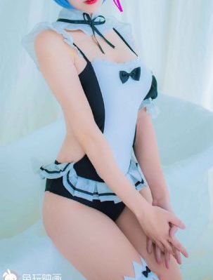 不穿内衣的女邻居_DVD在线观看视频